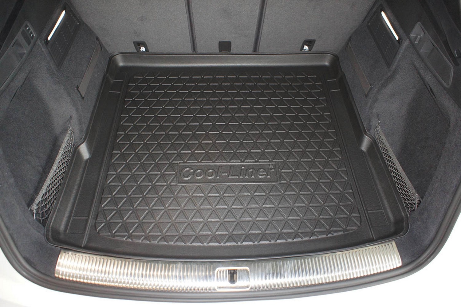 Boot mat suitable for Audi Q5 (FY) 2017-present Cool Liner anti slip PE/TPE rubber (AUD3Q5TM-C) (2) Boot mat suitable for Audi Q5 (FY) 2017-present Cool Liner anti slip PE/TPE rubber (AUD3Q5TM-C) (2)