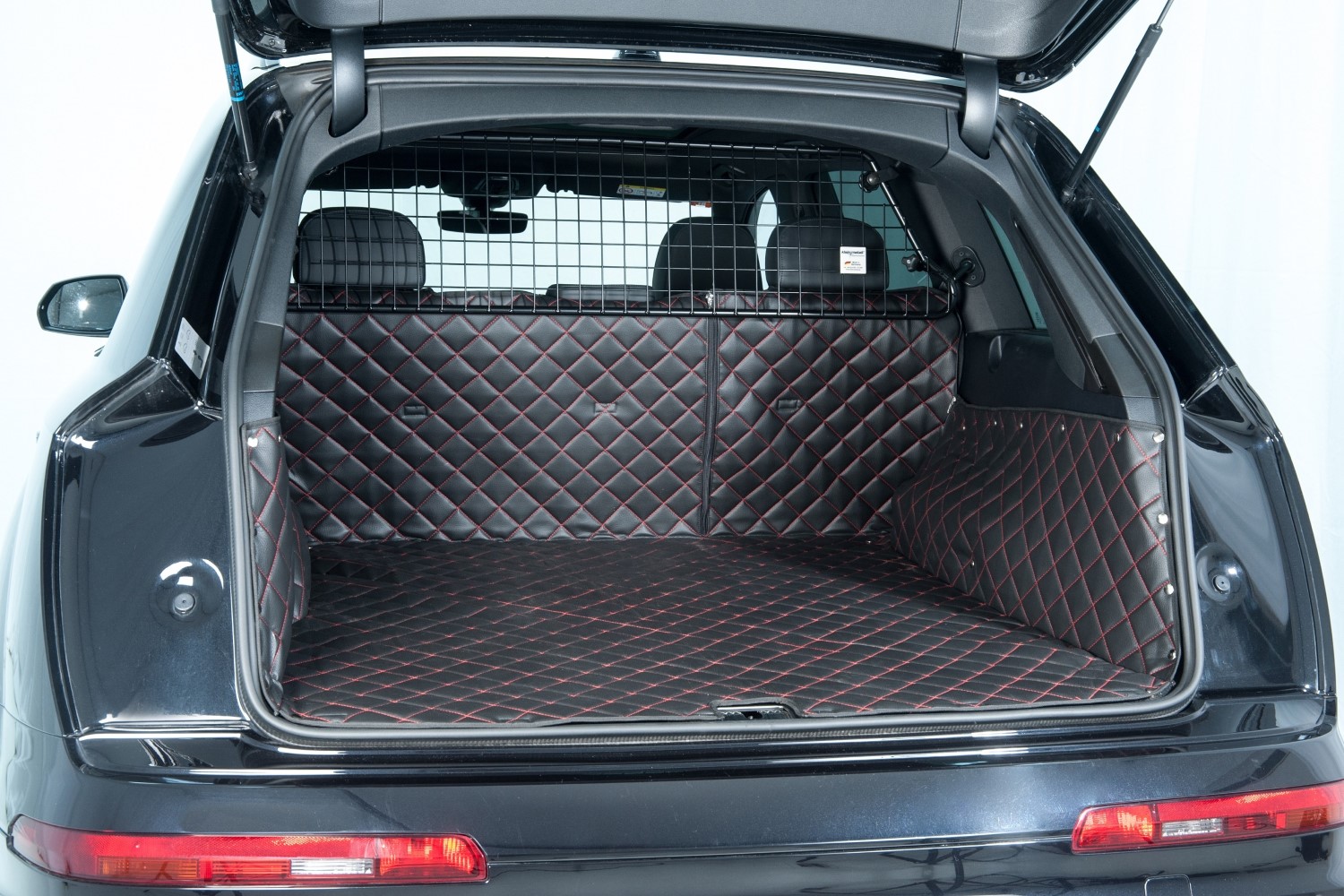Premium Kofferraumschutz BMW X7 (G07) schwarz