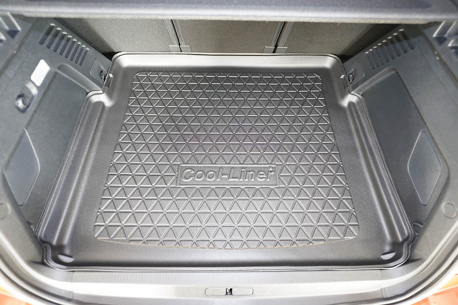 Boot mat suitable for Citroën C5 Aircross 2019-present Cool Liner anti slip PE/TPE rubber (CIT6C5TM-C) (2) Boot mat suitable for Citroën C5 Aircross 2019-present Cool Liner anti slip PE/TPE rubber (CIT6C5TM-C) (2)