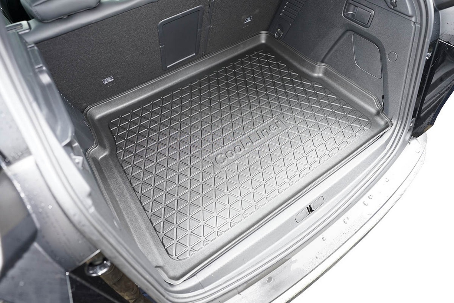Boot mat suitable for Peugeot 3008 II 2019-2023 5-door hatchback Cool Liner anti slip PE/TPE rubber (PEU530TM-C) (4) Boot mat suitable for Peugeot 3008 II 2019-2023 5-door hatchback Cool Liner anti slip PE/TPE rubber (PEU530TM-C) (4)