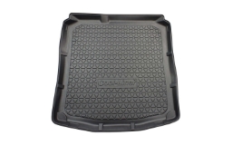 Boot mat suitable for Volkswagen Jetta V (1K) - Jetta VI (1B) 2005-2011 / 2011-2018 4-door saloon Cool Liner anti slip PE/TPE rubber (VW3JETM-C) (1)