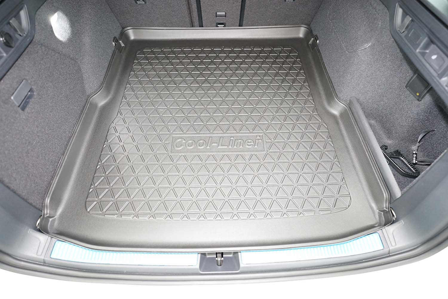 Boot mat suitable for Skoda Superb IV Combi (B9) 2024-present wagon Cool Liner anti slip PE/TPE rubber