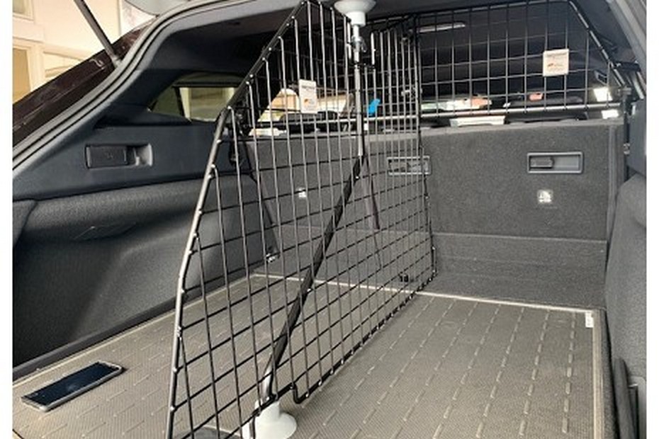 https://www.petwareshop.com/images/stories/virtuemart/product/toy2coml-toyota-corolla-touring-sports-e210-2018-wagon-cargo-divider.jpg