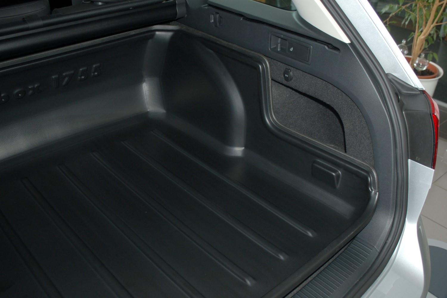 Passgenaue Kofferraumwanne für VW Passat B8 Variant - Maluch