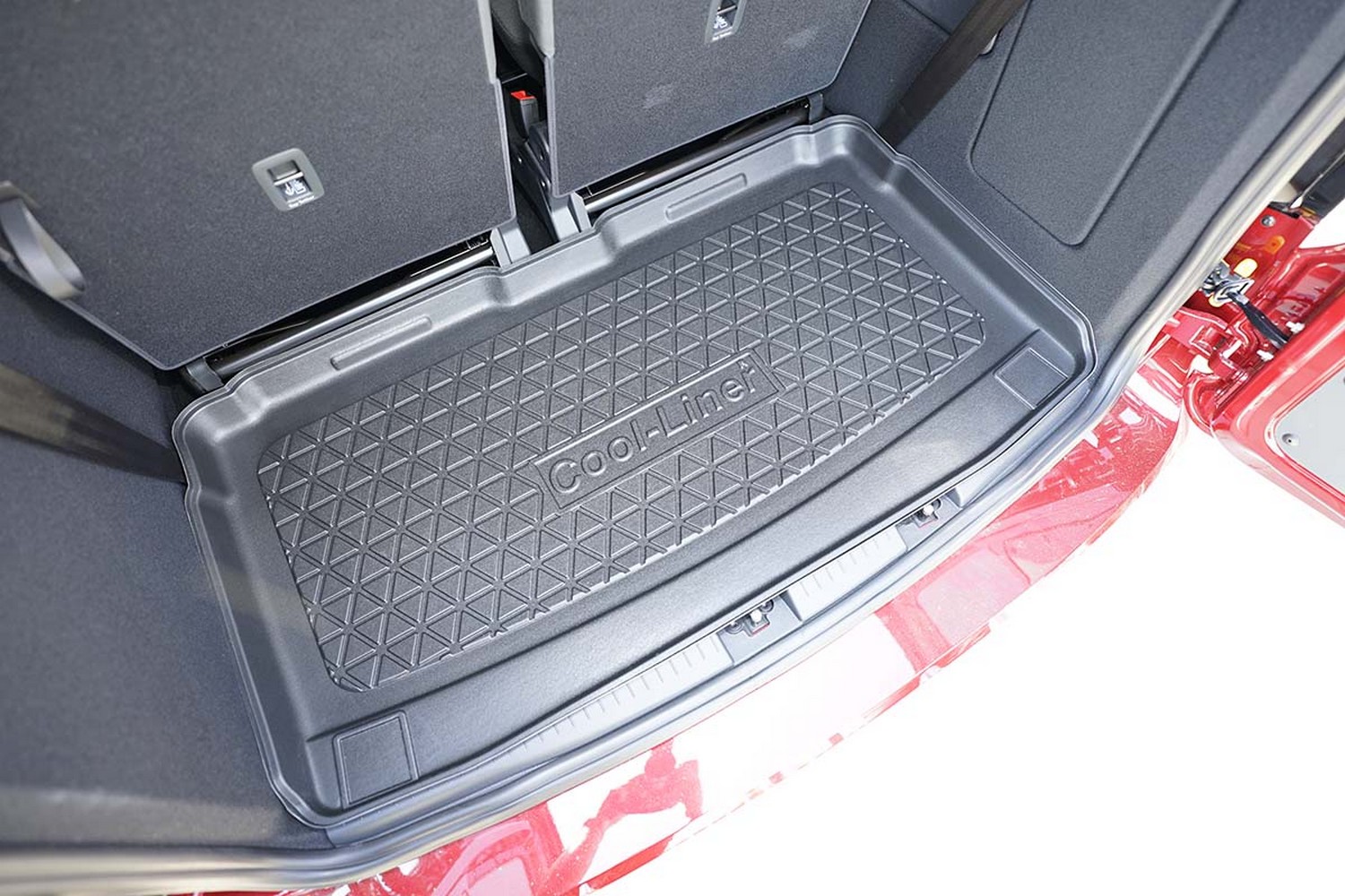 Boot mat suitable for Volkswagen Caddy Maxi (SB) 2020-present Cool Liner anti slip PE/TPE rubber (VW9CATM-C) (4) Boot mat suitable for Volkswagen Caddy Maxi (SB) 2020-present Cool Liner anti slip PE/TPE rubber (VW9CATM-C) (4)